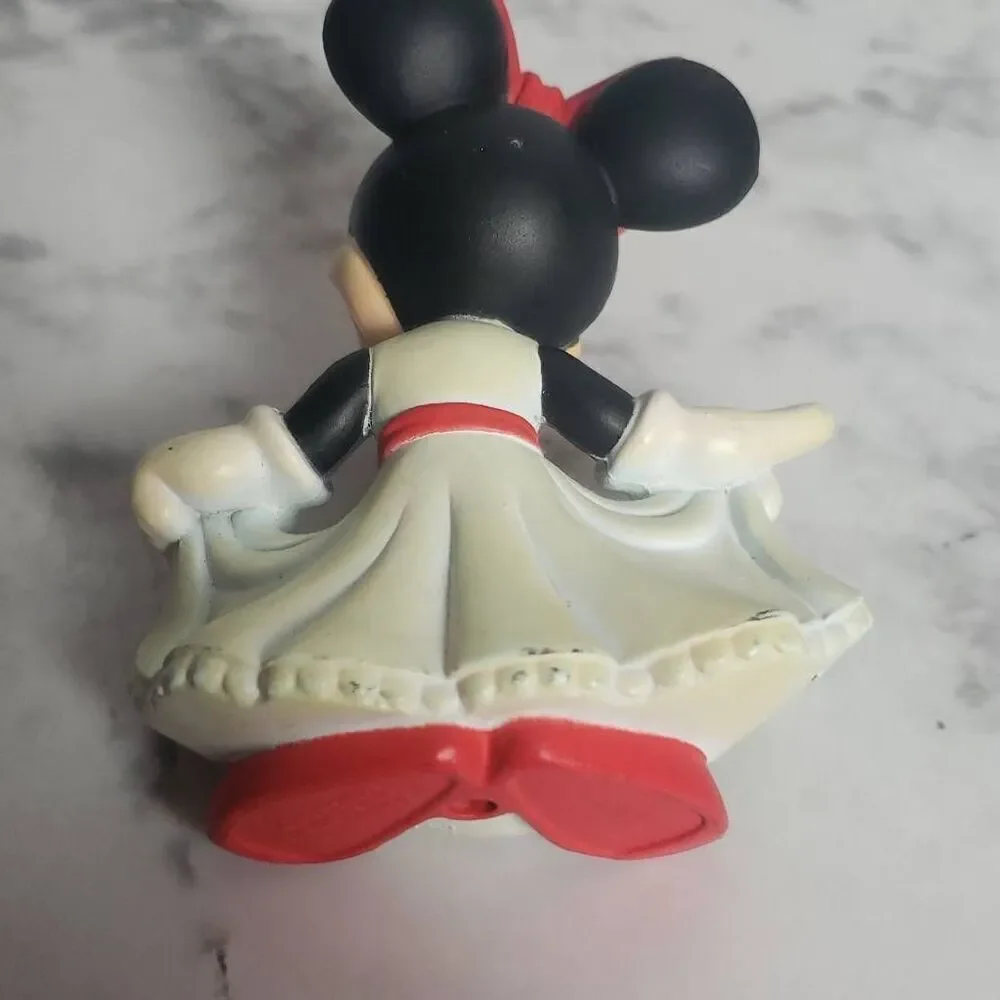 Vintage Minnie Mouse Figurine‎